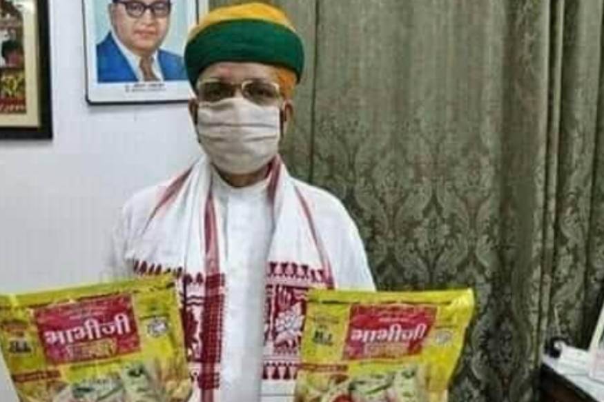 MP Arjun Meghwal launched Bhabhiji Papad. Credit: Twitter