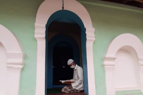 Covid19|പൊതുസ്ഥലങ്ങളിൽ ഈദ്ഗാഹ് ഉണ്ടാകില്ല; നമസ്കാരത്തിന് പരമാവധി 100 പേർ Covid19|പൊതുസ്ഥലങ്ങളിൽ ഈദ്ഗാഹ് ഉണ്ടാകില്ല; നമസ്കാരത്തിന് പരമാവധി 100 പേർ