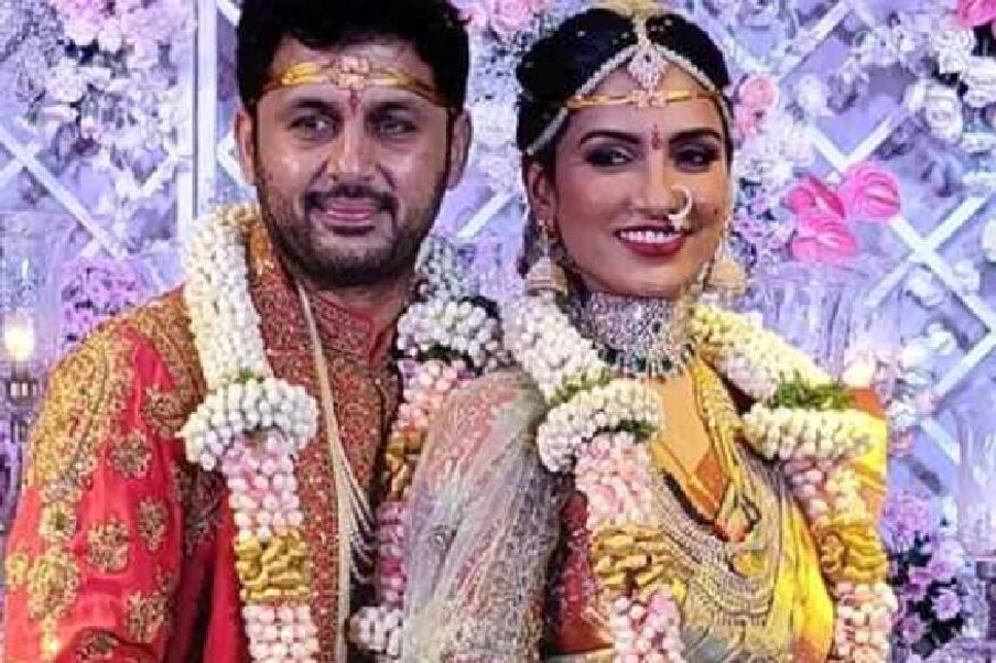  ഹൈദരാബാദിലെ താജ് ഫലഖ്നുമാ പാലസിൽ വച്ച് ഹിന്ദു ആചാരപ്രകാരമായിരുന്നു വിവാഹം. ഏപ്രിൽ മാസത്തിൽ ദുബായിയിൽ വച്ച് നടത്താനിരുന്ന വിവാഹം ലോക്ക്ഡൗൺ നിയന്ത്രണങ്ങളെ തുടർന്ന് മാറ്റിവച്ചിരുന്നു