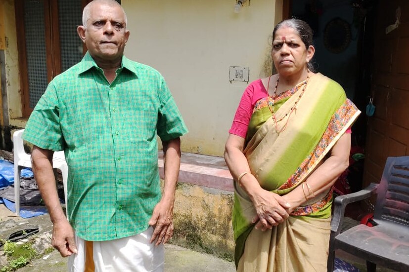  പിന്നെ ബാംഗ്ലൂർ എ .എഫ് .സി.എ.ടി.യിൽ ഒരു വർഷത്തെ സാങ്കേതിക പഠനം. 18 മാസത്തെ പരിശീലനത്തിനു ശേഷം ഫ്ലയിങ് ഓഫീസർ റാങ്കിൽ വഡോദരയിലെ എയർഫോഴ്സ് ആസ്ഥാനത്ത് ടെക്നിക്കൽ ഓഫീസറായാണ് രശ്മിയുടെ നിയമനം.