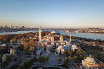 Hagia Sophia  | ഹാഗിയ സോഫിയ ചടങ്ങുകളിലേക്ക് ഫ്രാൻസിസ് മാർപാപ്പയെ സ്വാഗതം ചെയ്ത് തുർക്കി