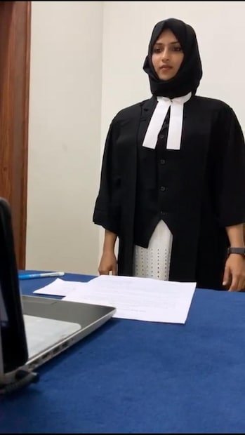  ഡോ: അഞ്ജു എന്‍.പിള്ളയാണ് പ്രിന്‍സിപ്പാള്‍. ഈ കഴിഞ്ഞദിവസം എന്റോള്‍ ചെയ്ത മര്‍കസ് ലോ കോളേജ് വിദ്യാര്‍ത്ഥികളെ കാന്തപുരം എ പി. അബൂബക്കര്‍ മുസ്ലിയാര്‍  അഭിനന്ദിച്ചു.