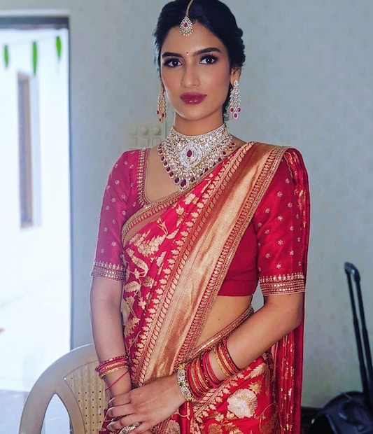  ശാലിനി ബ്രിട്ടണിൽ നിന്ന് ബിസിനസ് മാനേജ്മെന്റിൽ മാസ്റ്റർ ഡിഗ്രി പൂർത്തിയാക്കി. (ചിത്രങ്ങൾ: ഇൻസ്റ്റഗ്രാം)