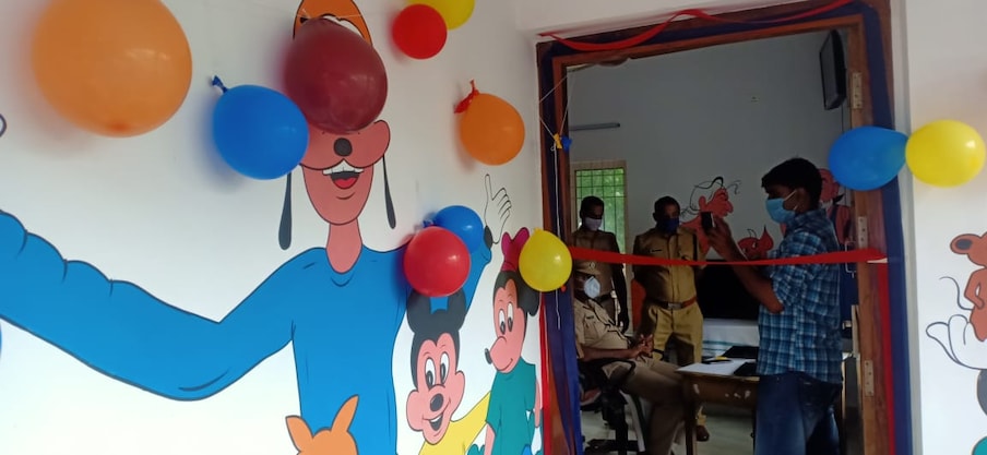  ശിശു സൗഹൃദ പൊലീസ് സ്റ്റേഷൻ ഉദ്ഘാടനം ചെയ്യുന്നു