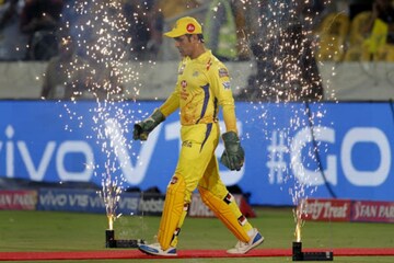 IPL 2020 | എം.എസ് ധോണിക്ക് കോവിഡ് പരിശോധന; ജഡേജയ്ക്ക് ചെന്നൈ ക്യാംപ് നഷ്ടമാകും IPL 2020 | എം.എസ് ധോണിക്ക് കോവിഡ് പരിശോധന; ജഡേജയ്ക്ക് ചെന്നൈ ക്യാംപ് നഷ്ടമാകും