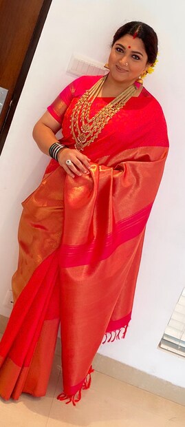 Khushbu Sundar under goes surgery for her right eye and here is the details