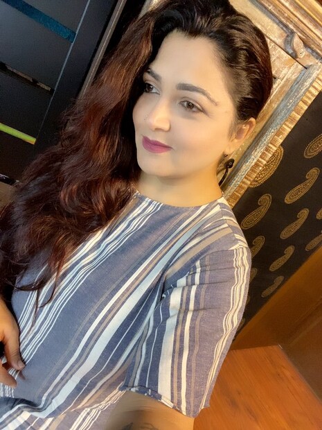 Khushbu Sundar under goes surgery for her right eye and here is the details