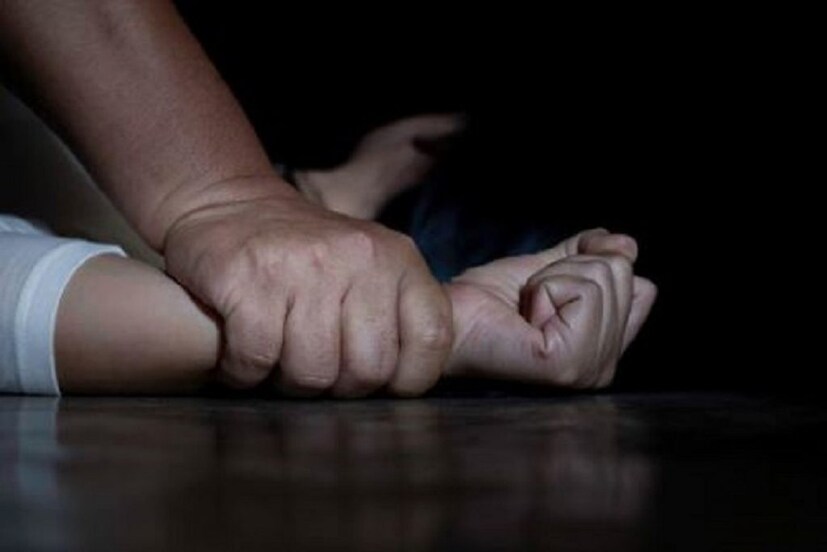 arrest, live streaming of physical relation, physical relation with wives, crime news,