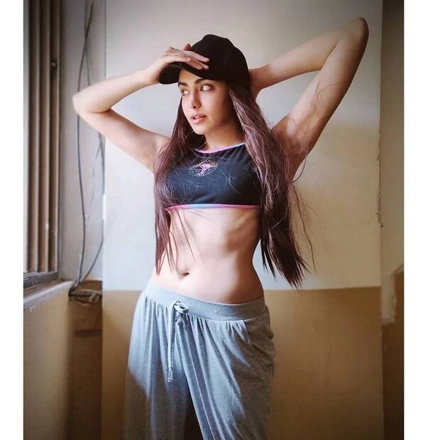  ആദ ശർമ്മ ഹോട്ട് ഷോ (ആദ ശർമ്മ / ഇൻസ്റ്റാഗ്രാം)