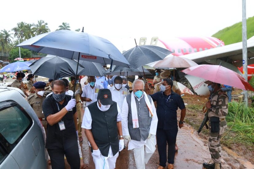  മുഖ്യമന്ത്രിക്ക് പകരം സംസ്ഥാനതല സ്വാതന്ത്യദിനാഘോഷത്തിന് മന്ത്രി കടകംപള്ളി സുരേന്ദ്രനാകും നേതൃത്വം നൽകുമെന്നും മുഖ്യമന്ത്രിയുടെ ഓഫീസ് അറിയിച്ചിട്ടുണ്ട്.