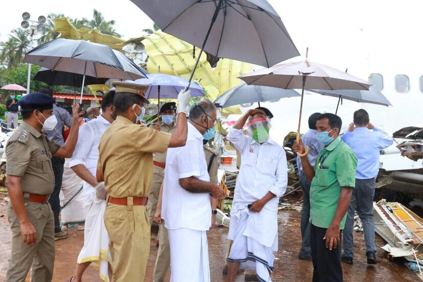  ഇനിനിടെ ആന്റിജെന്‍ പരിശോധനയില്‍ കോവിഡ് 19 നെഗറ്റീവ് ആണെങ്കിലും സ്വയം നിരീക്ഷണത്തില്‍ പോകുകയാണെന്ന് മന്ത്രി എ.സി. മൊയ്തീന്‍ അറിയിച്ചു. മറ്റു മന്ത്രിമാർക്കും ആന്റിജൻ പരിശോധന നടത്തും. 