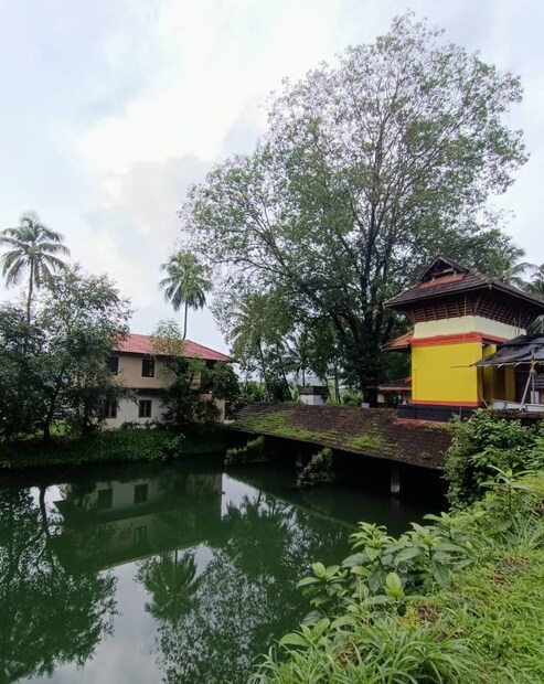  ഒരു നേരം കൊണ്ട് നാല് ക്ഷേത്രങ്ങളിൽ ദർശനം നടത്തണമെന്നാണ് സങ്കൽപം
