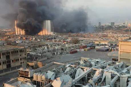 Beirut Blast | ബെയ്റൂട്ട് സ്ഫോടനത്തിൽ എഴുപതിലധികം പേർ മരിച്ചെന്ന് റിപ്പോർട്ടുകൾ Beirut Blast | ബെയ്റൂട്ട് സ്ഫോടനത്തിൽ എഴുപതിലധികം പേർ മരിച്ചെന്ന് റിപ്പോർട്ടുകൾ