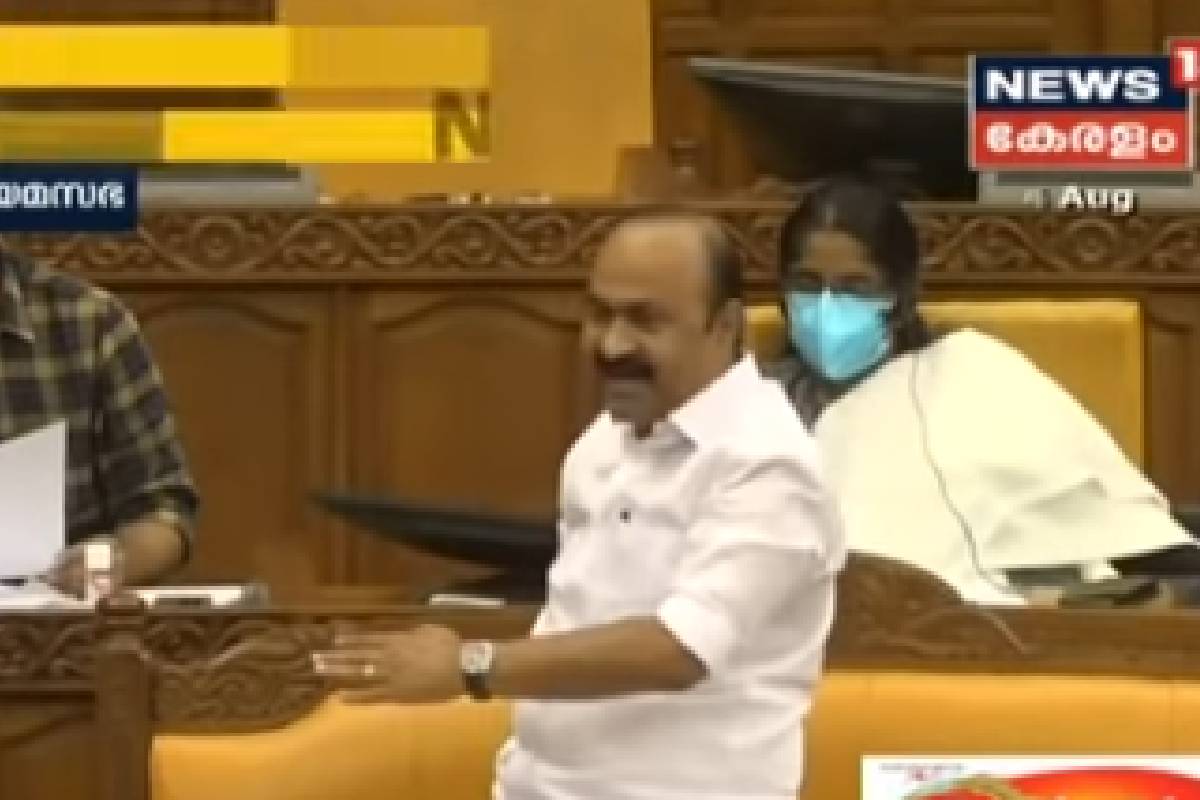 വി.ഡി സതീശൻ
