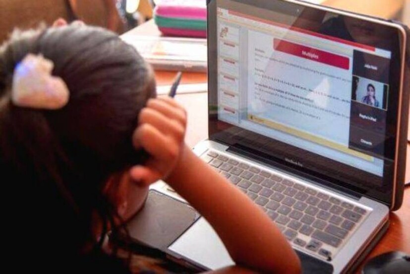 online class, laptop, ncert survey, laptop for students, kendriya vidyalaya, navodaya vidyalaya, cbse, ഓൺലൈൻ ക്ലാസ്, ലാപ്ടോപ്പ്, മൊബൈൽ ഫോൺ