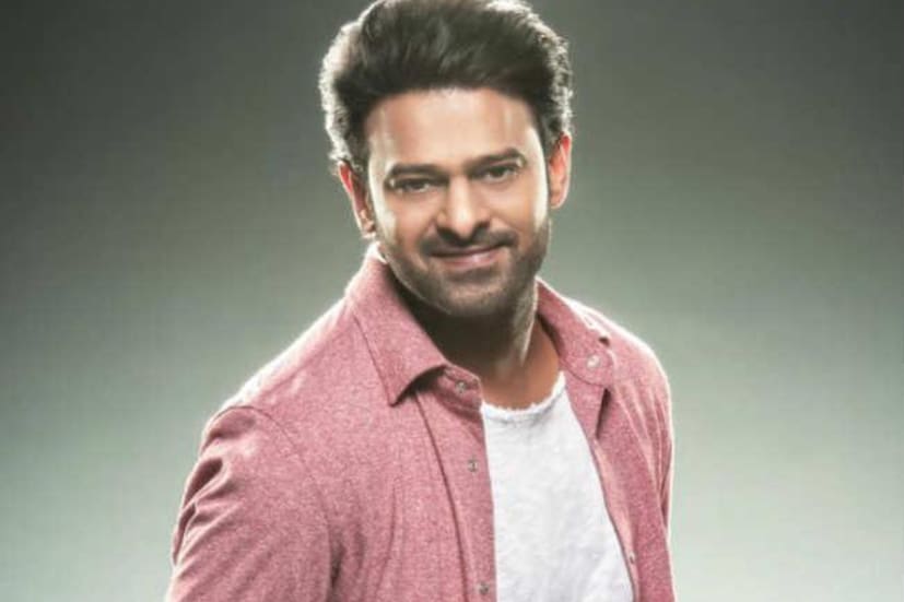 വിവിധ ഭാഷകളിൽ അമ്പത് കോടി വരെ പ്രതിഫലം വാങ്ങുന്നവരാണ് സൂപ്പർതാരങ്ങൾ. ഇന്ത്യയിൽ ഏറ്റവുമധികം പ്രതിഫലം വാങ്ങിക്കൊണ്ടിരുന്നത് രജനികാന്ത് ആയിരുന്നു.
