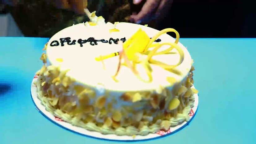  സണ്ണി തോമസ് ജീവിതത്തിലേയ്ക്ക് മടങ്ങിവരുമ്പോള്‍ കുടുംബത്തിന് നന്ദി പറയാനുള്ളത് ഹൃദയം നല്‍കിയ കൊല്ലം എഴുകോണ്‍ സ്വദേശിയായ അനുജിത്തിന്റെ കുടുംബത്തോടാണ്.