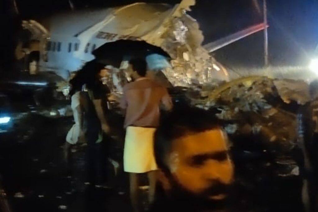 Air India, Karipur Air India Express Crash, Kozhikode, Karipur, Air India Flight, Air India Express, Karipur Air India Express Crash