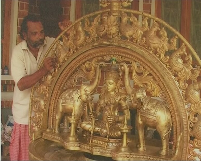  കുഞ്ഞിമംഗലത്തെ ലക്ഷ്മി വിളക്കുപോലെ രാമായണ വിളക്കും വളരെ വേഗം ശ്രദ്ധേയമായി.