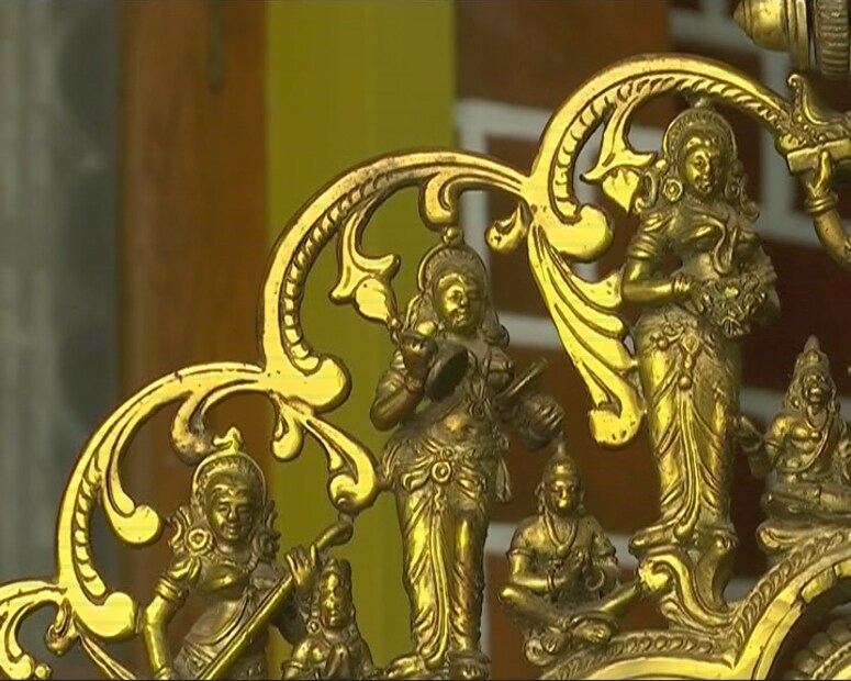  കുഞ്ഞിമംഗലത്തിന്റെ വിളക്കുപരമ്പരയിലേക്ക് രാമായണ വിളക്കിനെ കൊണ്ടുവന്നത് കുഞ്ഞിമംഗലം നാരായണനാണ്.