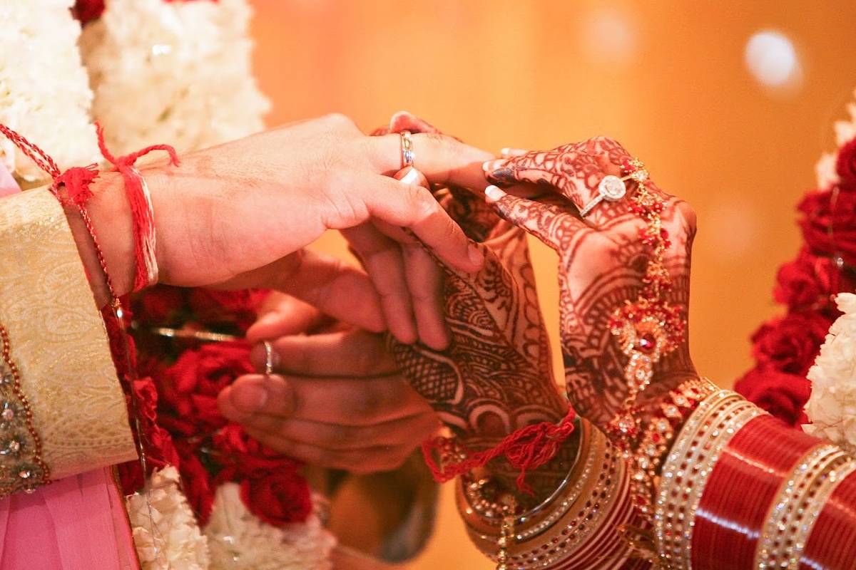'പ്ലീസ്, ഒന്ന് കല്യാണം കഴിക്കാമോ? സർക്കാർ നാലു ലക്ഷം രൂപ തരും'; ഇവിടെയല്ല അങ്ങ് ജപ്പാനിൽ