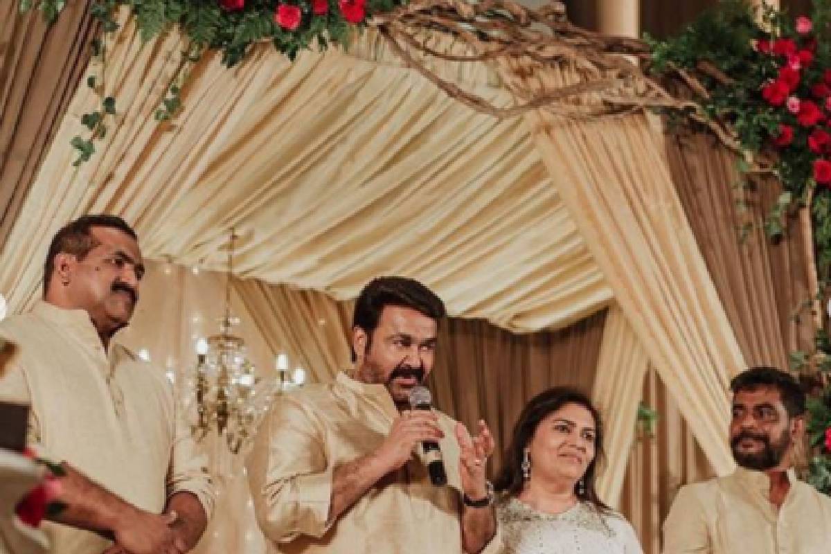  കൊച്ചിയിലെ കൺവെൻഷൻ സെന്ററിലായിരുന്നു ഡോ: അനിഷയും ഡോ: എമിലും തമ്മിലെ വിവാഹ നിശ്ചയം