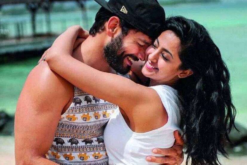  സീരിയൽ നടി അനിഘ പല സിനിമാ താരങ്ങൾക്കും മയക്കുമരുന്ന് എത്തിച്ചുനൽകിയിരുന്നതായി വെളിപ്പെടുത്തിയിരുന്നു. 15 പേർക്കെതിരേയാണ് സി.സി.ബി ഇതുവരെ കേസ് രജിസ്റ്റർ ചെയ്തിരിക്കുന്നത്.