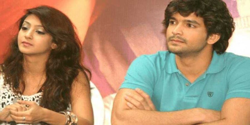  പതിനഞ്ച് വർഷത്തോളമായി കന്നഡ സിനിമയിൽ സജീവമാണ് ദിഗ്നാഥ്. ഭാര്യ ഐന്ദ്രിത റായ് 30-ലേറെ സിനിമകളിൽ അഭിനയിച്ചിട്ടുണ്ട്. 2018-ലാണ് ഇരുവരും വിവാഹിതരായത്. ചൊവ്വാഴ്ച കർണാടകയിലെ മുൻ മന്ത്രി ജീവരാജ് ആൽവയുടെ മകൻ ആദിത്യ ആൽവയുടെ വസതിയിലും സി.സി.ബി. റെയ്‌ഡ് നടത്തി കേസിൽ പ്രതി ചേർക്കപ്പെട്ടതിന് പിന്നാലെ ആദിത്യ ആൽവ ഒളിവിൽപോയി. ഇയാളെ കണ്ടെത്താൻ അന്വേഷണം തുടരുകയാണെന്നാണ് സി.സി.ബി വ്യക്തമാക്കി. 
