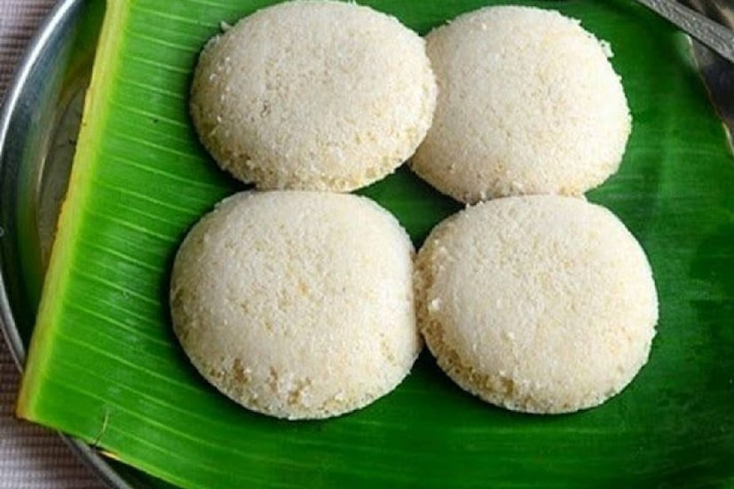  അധികം വൈകാതെ തന്നെ പ്രധാനമന്ത്രിയുടെ പേരിൽ 'മോദി ഇഡ്‌ലികൾ'' വിപണിയിലിറക്കാനൊരുങ്ങി ബി.ജെ.പി. നാല് ഇഡ്‌ലികൾ അടങ്ങുന്ന പ്ളേറ്റ് പത്ത് രൂപാ നിരക്കിൽ ഇറക്കാനാണ് ധാരണ