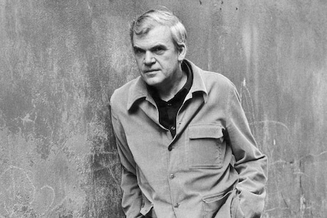 Milan Kundera| ചെക്ക് പൗരത്വം തിരികെ കിട്ടിയിട്ട് ഒരുവർഷം തികയുമ്പോൾ മിലൻ കുന്ദേരയ്ക്ക് ജന്മനാടിന്റെ ആദരം Milan Kundera| ചെക്ക് പൗരത്വം തിരികെ കിട്ടിയിട്ട് ഒരുവർഷം തികയുമ്പോൾ മിലൻ കുന്ദേരയ്ക്ക് ജന്മനാടിന്റെ ആദരം