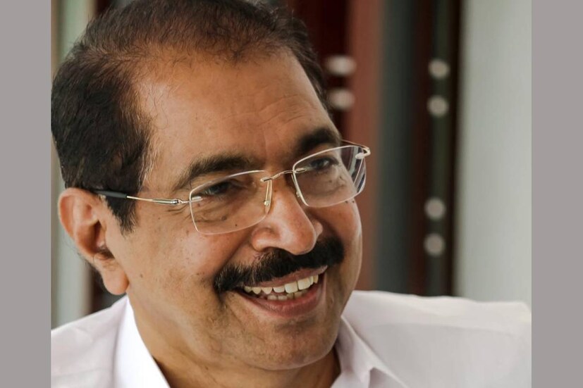  ഫേസ്ബുക്കിലൂടെയാണ് തനിക്ക് കോവിഡ് പോസിറ്റീവ് ആയ കാര്യം ചൊവ്വാഴ്ച പേരാവൂർ എം എൽ എ സണ്ണി ജോസഫ് അറിയിച്ചത്. ആന്റിജൻ പരിശോധനയിലാണ് തനിക്ക് കോവിഡ് സ്ഥിരീകരിച്ചതെന്നും താനുമായി സമ്പർക്കത്തിൽ ഏർപ്പെട്ടവർ സ്വയം നിരീക്ഷണത്തിൽ പോകണമെന്നും എം എൽ എ അഭ്യർത്ഥിച്ചു.