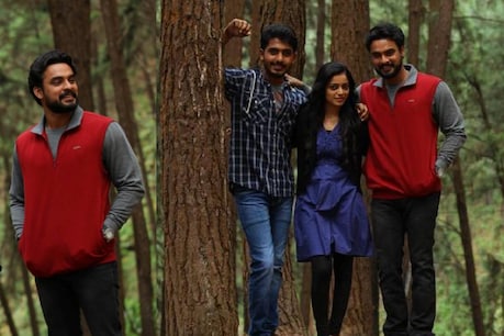 സെവൻത് ഡേ സിനിമയിൽ ടൊവിനോ വന്നത് എങ്ങനെ? നിർമ്മാതാവ് വെളിപ്പെടുത്തുന്നു സെവൻത് ഡേ സിനിമയിൽ ടൊവിനോ വന്നത് എങ്ങനെ? നിർമ്മാതാവ് വെളിപ്പെടുത്തുന്നു