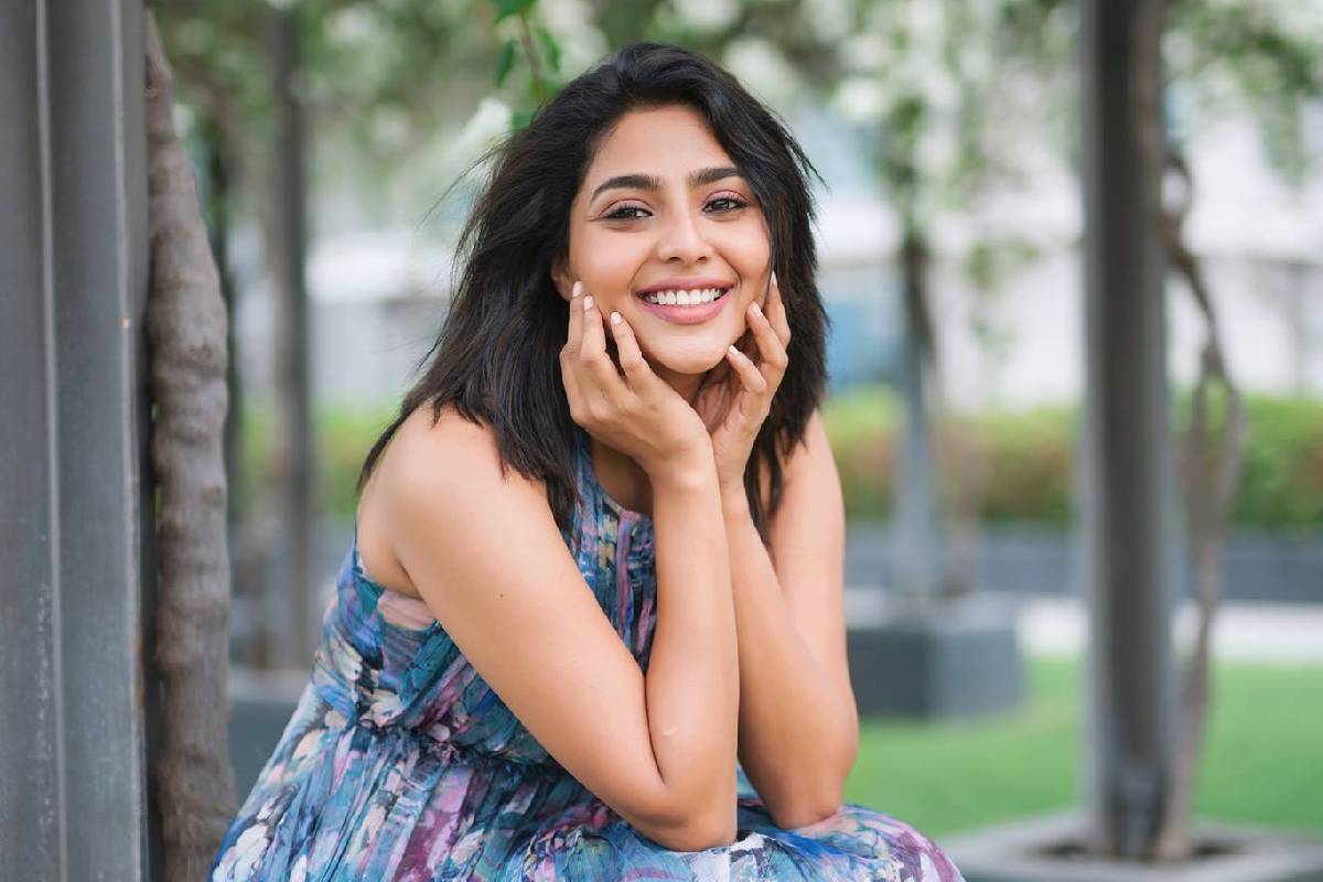 Aishwarya Lekshmi| 'അർച്ചന'യായി ഐശ്വര്യ; പിറന്നാൾ ദിനത്തിൽ പോസ്റ്റർ പുറത്ത്