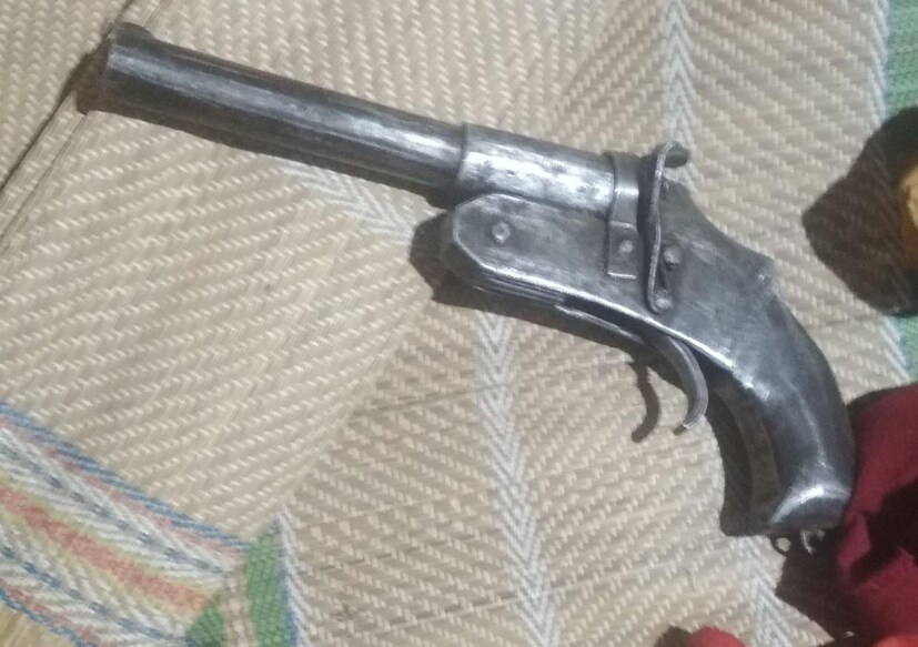  പ്രാദേശികമായി നിർമിച്ച തോക്ക്