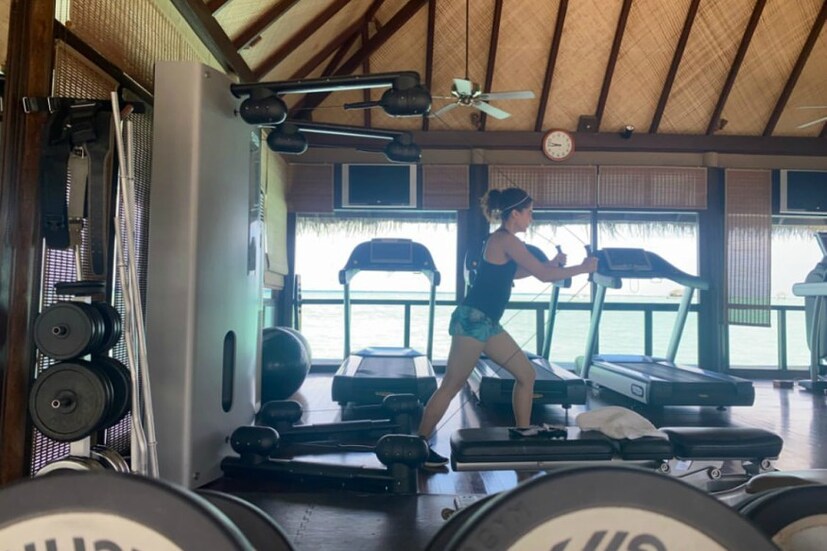  റിയയുടെ ജയിൽ വാസം സുശാന്തിന് നീതി എന്ന പേരിൽ വ്യക്തിപരമായും പ്രൊഫഷണലായും അജണ്ടകൾ നടപ്പാക്കാൻ ശ്രമിച്ചവരുടെ ഈഗോയെ തൃപ്തിപ്പെടുത്തിക്കാണും എന്നും താപ്സി കുറിച്ചു.