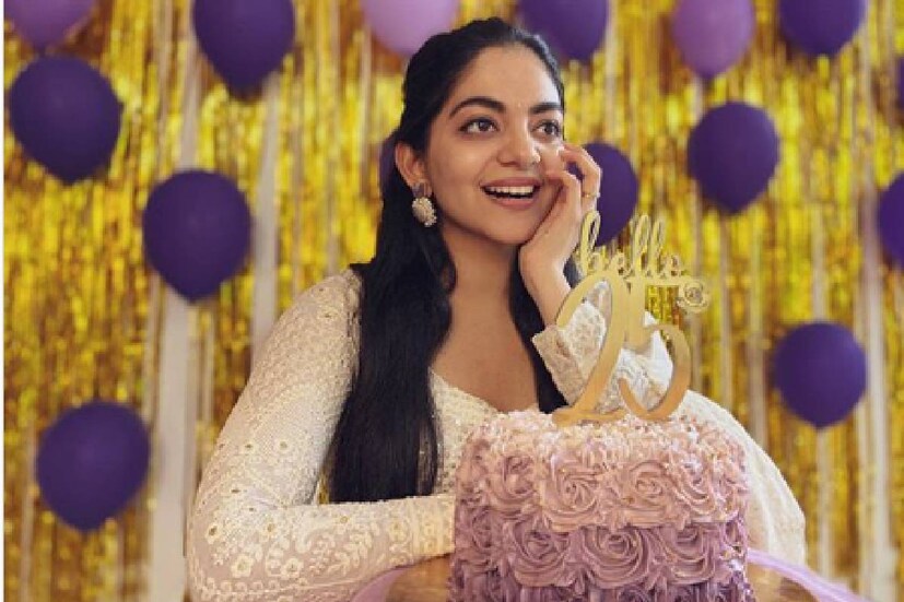  അഹാനയുടെ പിറന്നാൾ ആഘോഷത്തിൽ നിന്നും പകർത്തിയ ചിത്രം