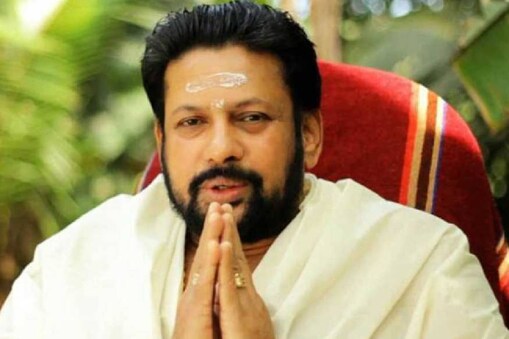 ശബരിമല തന്ത്രി കണ്ഠരര് രാജീവര്