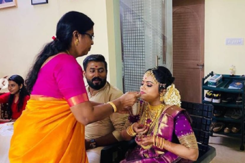  നവ്യ നായർ പോസ്റ്റ് ചെയ്ത വിവാഹ ചിത്രങ്ങൾ (ഇൻസ്റ്റഗ്രാം)