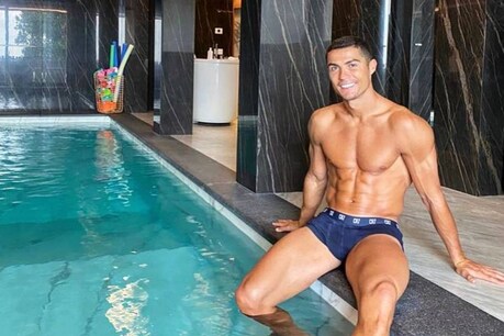 Cristiano Ronaldo | ആരുമായും സമ്പര്ക്കമുണ്ടായിട്ടില്ല; ഇറ്റാലിയന് കായികമന്ത്രിയുടെ ആരോപണത്തിനെതിരെ ക്രിസ്റ്റ്യാനോ റൊണാള്ഡോ Cristiano Ronaldo | ആരുമായും സമ്പര്ക്കമുണ്ടായിട്ടില്ല; ഇറ്റാലിയന് കായികമന്ത്രിയുടെ ആരോപണത്തിനെതിരെ ക്രിസ്റ്റ്യാനോ റൊണാള്ഡോ