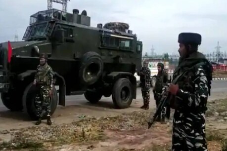 Encounter in Kashmir | കശ്മീരിൽ ഏറ്റുമുട്ടൽ; രണ്ട് ഭീകരരെ സൈന്യം വധിച്ചു Encounter in Kashmir | കശ്മീരിൽ ഏറ്റുമുട്ടൽ; രണ്ട് ഭീകരരെ സൈന്യം വധിച്ചു