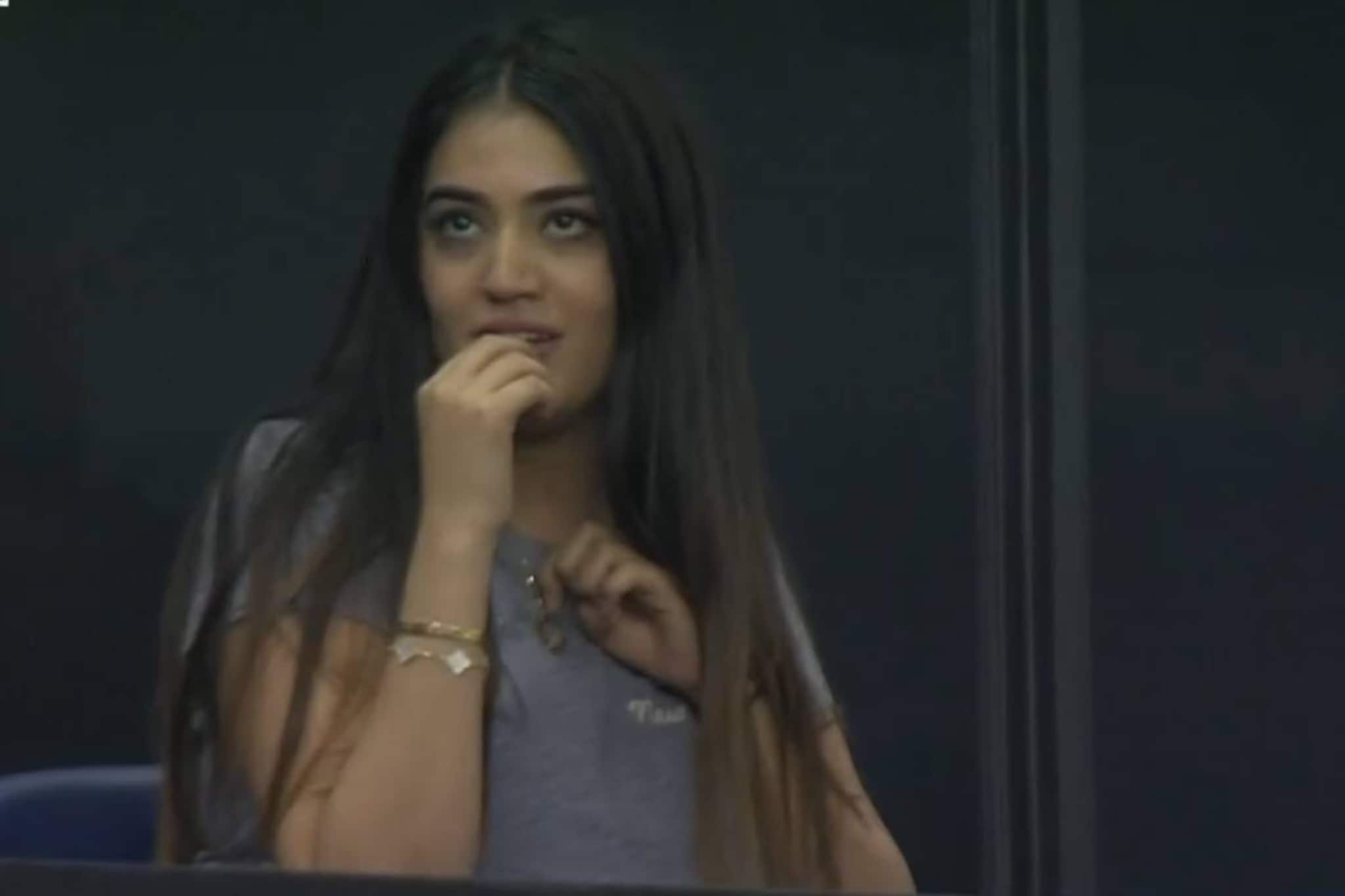 Riana Lalwani | ഐപിഎൽ മുംബൈ-പഞ്ചാബ് മത്സരത്തിനിടെ വൈറലായ 'സൂപ്പർ ഓവര്‍ ഗേള്‍'