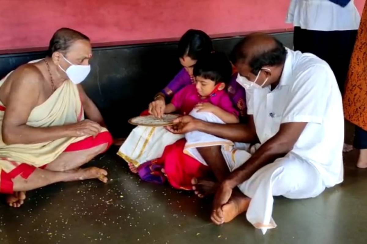 കൊല്ലൂർ മൂകാംബിക ക്ഷേത്രത്തിലെ നവരാത്രി മഹോത്സവത്തിന് പരിസമാപ്തി