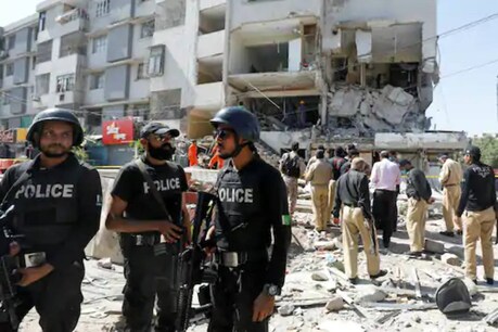 Peshawar Blast| പാകിസ്ഥാനിലെ മദ്രസയിൽ ബോംബ് സ്ഫോടനം; 7 കുട്ടികൾ കൊല്ലപ്പെട്ടു; 70 പേർക്ക് പരിക്ക് Peshawar Blast| പാകിസ്ഥാനിലെ മദ്രസയിൽ ബോംബ് സ്ഫോടനം; 7 കുട്ടികൾ കൊല്ലപ്പെട്ടു; 70 പേർക്ക് പരിക്ക്