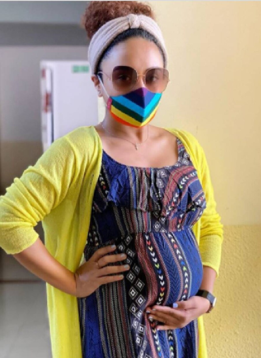  ഒരാളെയും കുറിച്ച് മോശം വാക്ക് പറയുന്ന പ്രകൃതക്കാരിയല്ല പേളി. അഥവാ ശ്രീനിഷ് ആരെയെങ്കിലും കുറിച്ച് അങ്ങനെ സംസാരിക്കാൻ തുടങ്ങിയാൽ തന്നെ 'ശ്രീനീ, നിന്റെ സ്വഭാവം മാറി, നീയെന്തിനാ ഇങ്ങനെ പരദൂഷണം പറയുന്നത്, അങ്ങനെ പറയാൻ പാടില്ല' എന്ന് പറഞ്ഞുകൊണ്ട് പേളിയുടെ ശാസന വരും. അത് തനിക്കു പേളിയിൽ ഇഷ്‌ടമുള്ള സ്വഭാവ ഗുണമാണെന്ന് ശ്രീനിഷ്