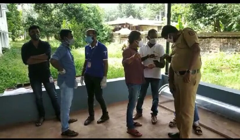  ശീതീകരണിയുടെ കംപ്രസറുകൾ ഊരിമാറ്റിയ നിലയിലായിരുന്നുവെന്നും ഉണ്ടായിരുന്ന ഒന്ന് പ്രവർത്തനരഹിതം ആയിരുന്നു എന്നും ബന്ധുക്കൾ പറയുന്നു. സംഭവത്തെ സംബന്ധിച്ച് കറ്റാനം സെന്റ് തോമസ് മിഷൻ ആശുപത്രി അധികൃതർ ഒരു വിശദീകരണവും നൽകാൻ തയ്യാറായില്ലെന്നും ബന്ധുക്കൾ പറഞ്ഞു.