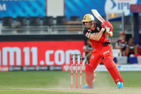 IPL 2020 RCB vs RR| ഡിവില്ലിയേഴ്സിന്റെ കരുത്തിൽ ബാംഗ്ലൂരിന് ആറാം ജയം; രാജസ്ഥാനെ തകർത്തത് ഏഴ് വിക്കറ്റിന് IPL 2020 RCB vs RR| ഡിവില്ലിയേഴ്സിന്റെ കരുത്തിൽ ബാംഗ്ലൂരിന് ആറാം ജയം; രാജസ്ഥാനെ തകർത്തത് ഏഴ് വിക്കറ്റിന്