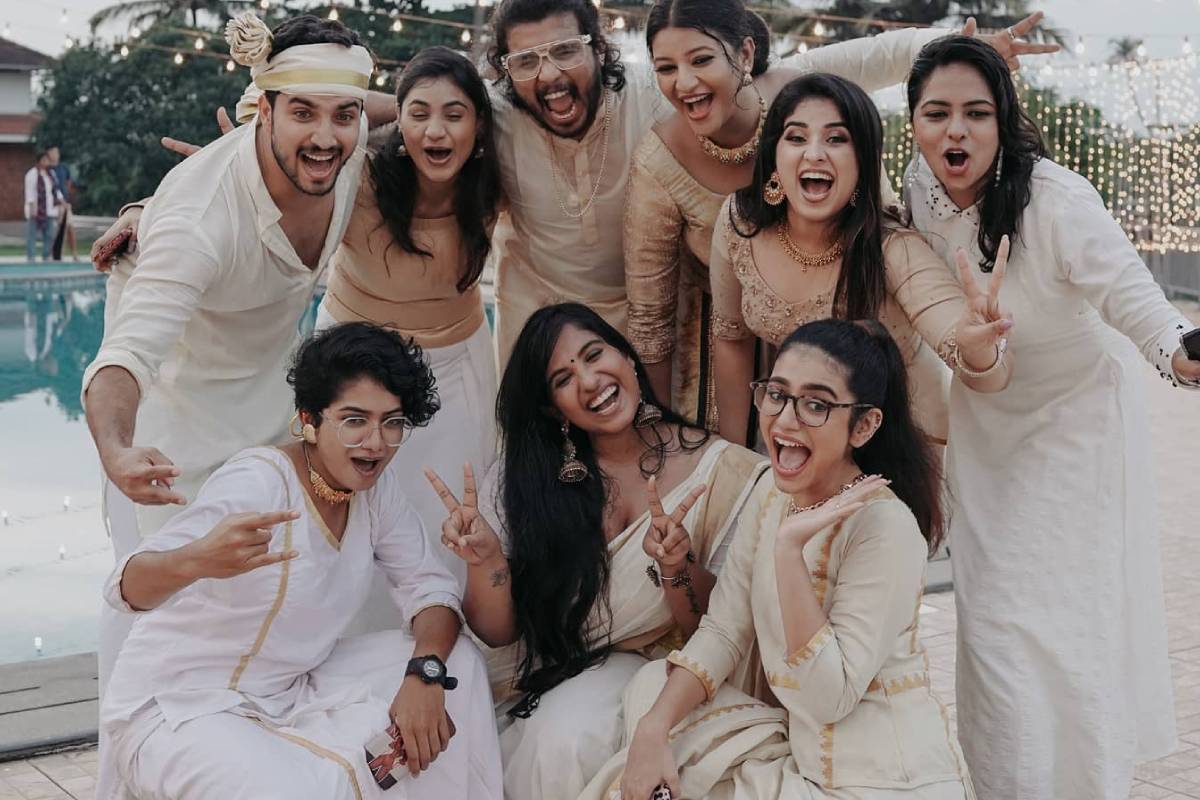 വിവാഹത്തിൽ നിന്ന്