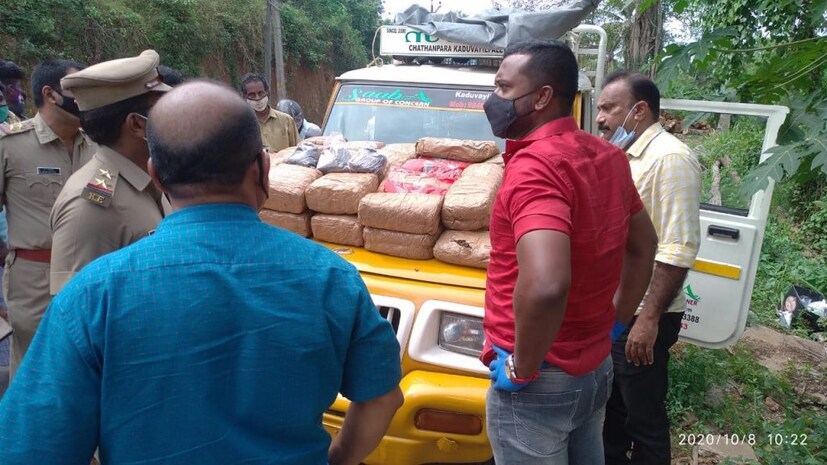  അയൽ സംസ്ഥാനങ്ങളിൽ നിന്നും കേരളത്തിലേക്ക് വ്യാപകമായ തോതിൽ ലഹരിവസ്തുക്കൾ എത്തുന്നു എന്ന് കണ്ടെത്തിയതിനെ തുടർന്നായിരുന്നു പരിശോധന.