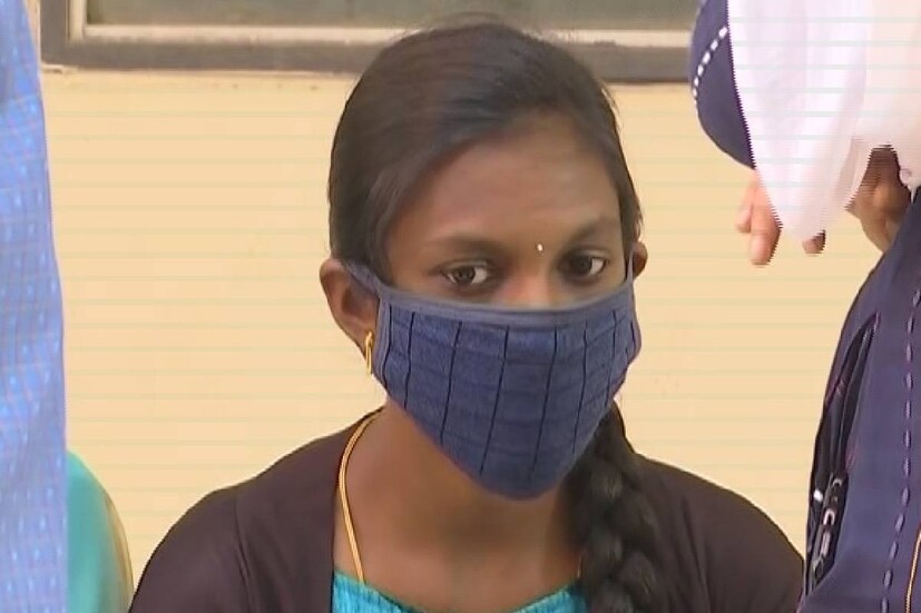  പ്ലസ്ടു കഴിഞ്ഞ ഹേമലത, യൂണിവേഴ്‌സിറ്റി കോളജില്‍ ബിഎസ് സിക്ക് പ്രവേശനം നേടിയിട്ടുണ്ട്. ഗോപിക പട്ടം ഗേള്‍സ് സ്‌കൂളില്‍ പ്ലസ്ടുവിന് പഠിക്കുകയാണ്. എല്ലാ പിന്തുണയുമായി പട്ടം ഗേള്‍സ് സ്‌കൂളിലെ അധ്യാപകരും ഒപ്പമുണ്ട്.
