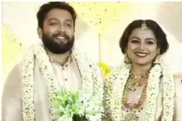 Mridula Murali Marriage | നടി മൃദുല മുരളിയും നിതിൻ വിജയനും വിവാഹിതരായി Mridula Murali Marriage | നടി മൃദുല മുരളിയും നിതിൻ വിജയനും വിവാഹിതരായി